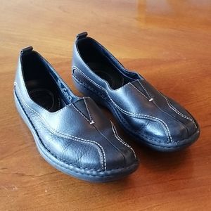 Comfortable Women's Clark's!